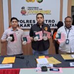 AKBP Gogo Galesung, Eks Kasat Reskrim Polres Jaksel (tengah), kini dipatsus karena diduga terseret kasus pemerasan anak bos Prodia