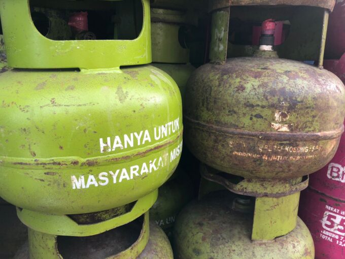 Pertamina Patra Niaga menegaskan bahwa tidak ada kenaikan harga LPG 3 kg bersubsidi di seluruh pangkalan resmi di Indonesia