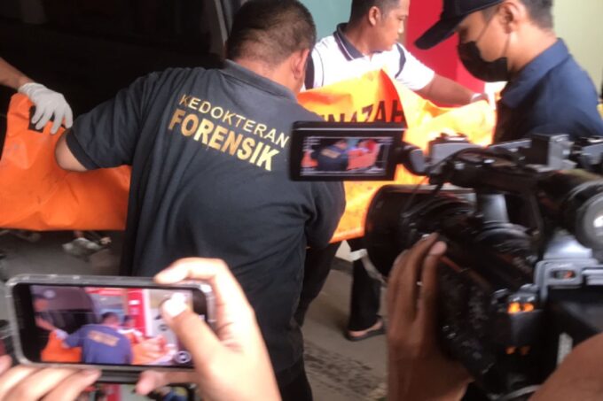 Kebakaran di Plaza Glodok