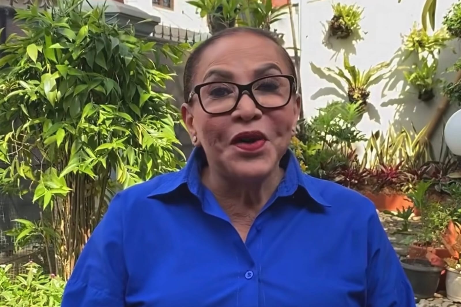 Mpok Atiek sembuh dari sakit tumor