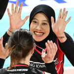 Red Spark Tumbang di Tangan Pink Spider