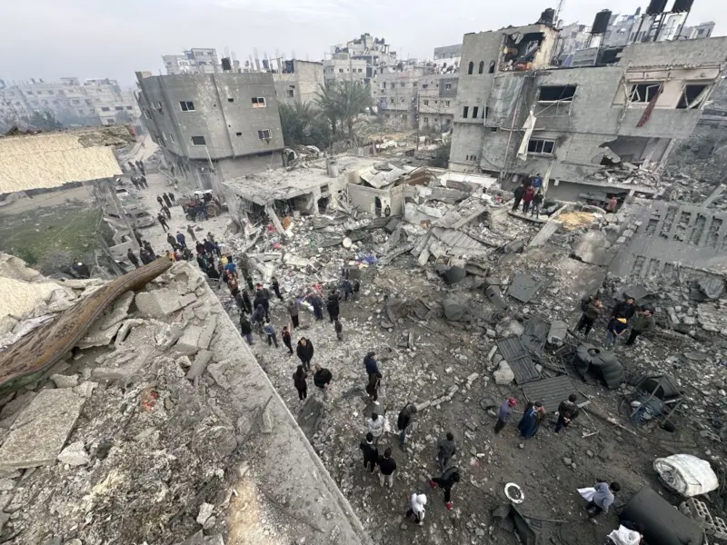 Kepala UNRWA Philippe Lazzarini menyebut Israel menggunakan bantuan kemanusiaan sebagai alat perang di Jalur Gaza. Blokade dan kelaparan kian memperparah krisis yang terjadi