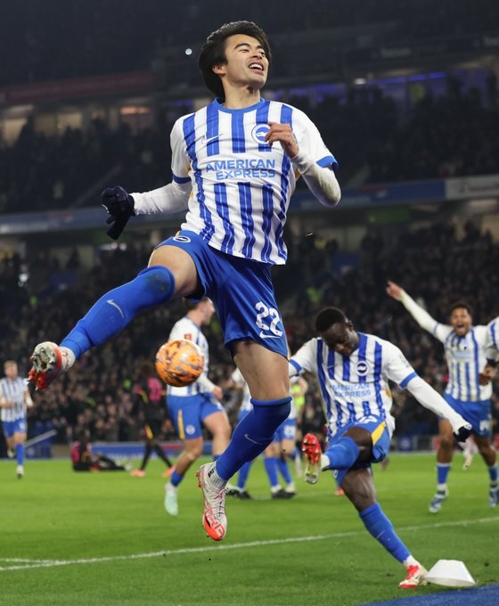 Brighton Depak Chelsea dari Piala FA Usai Menang 2-1 di Stadion Falmer (Sumber X @OfficialBHAFC)