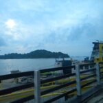 ASDP sigap selamatkan dua penumpang yang terjatuh ke laut saat naik kapal. Keselamatan dan kenyamanan pengguna jasa tetap menjadi prioritas utama