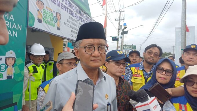 Pemerintah soroti dampak kendaraan ODOL terhadap kerusakan jalan dan APBN, serta usulkan solusi seperti pengalihan truk ke jalan tol