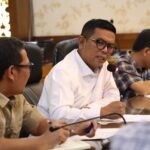 Program pemutihan pajak kendaraan di Banten mulai 10 April 2025, membantu wajib pajak melunasi tunggakan tanpa denda dan memperbaiki data kendaraan.