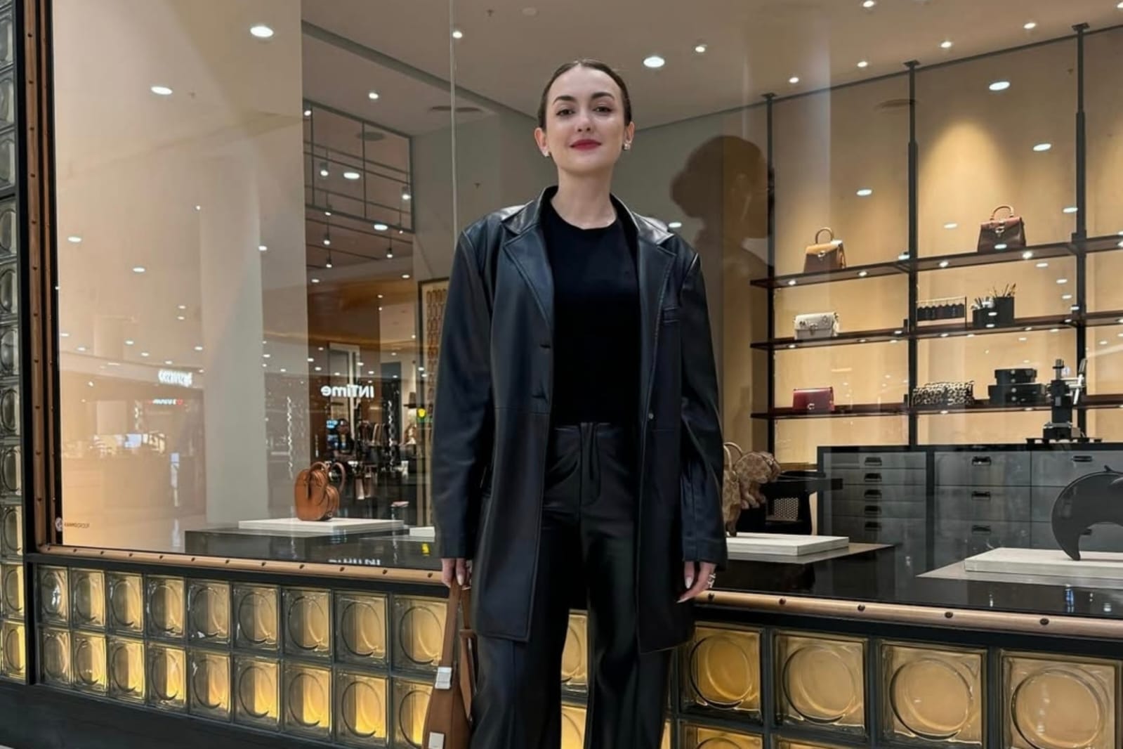 Artis Rianti Cartwright