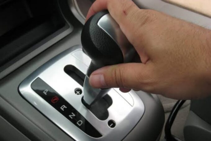 Foto ilustrasi mobil matic