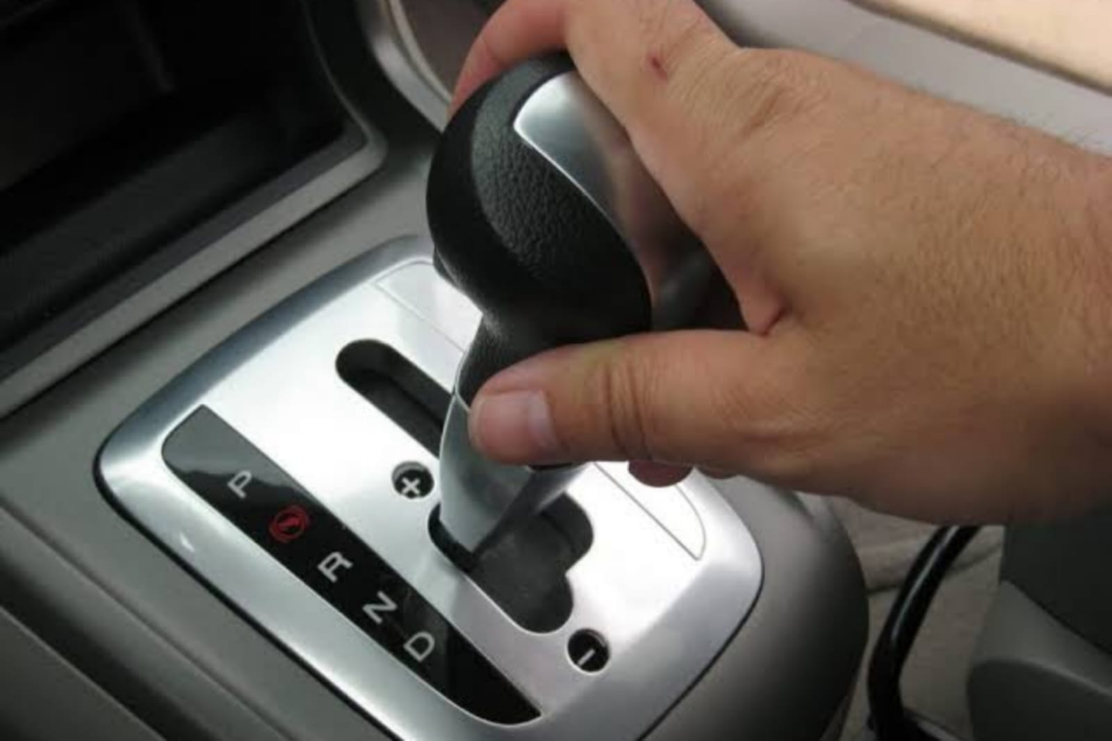 Foto ilustrasi mobil matic