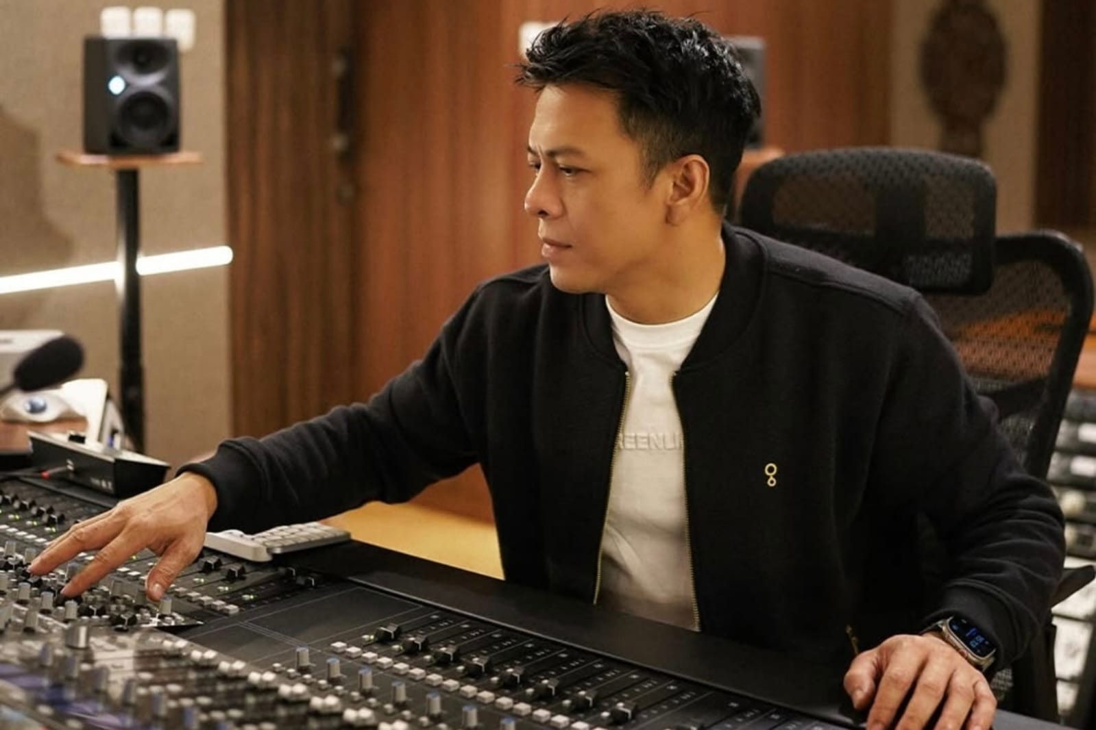 Foto Ariel vokalis grup Band Noah