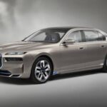 Foto mobil listrik BMW i7