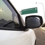 Foto ilustrasi berkendara di jalan Tol