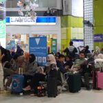 Situasi terkini pemudik di Stasiun Gambir Jakarta