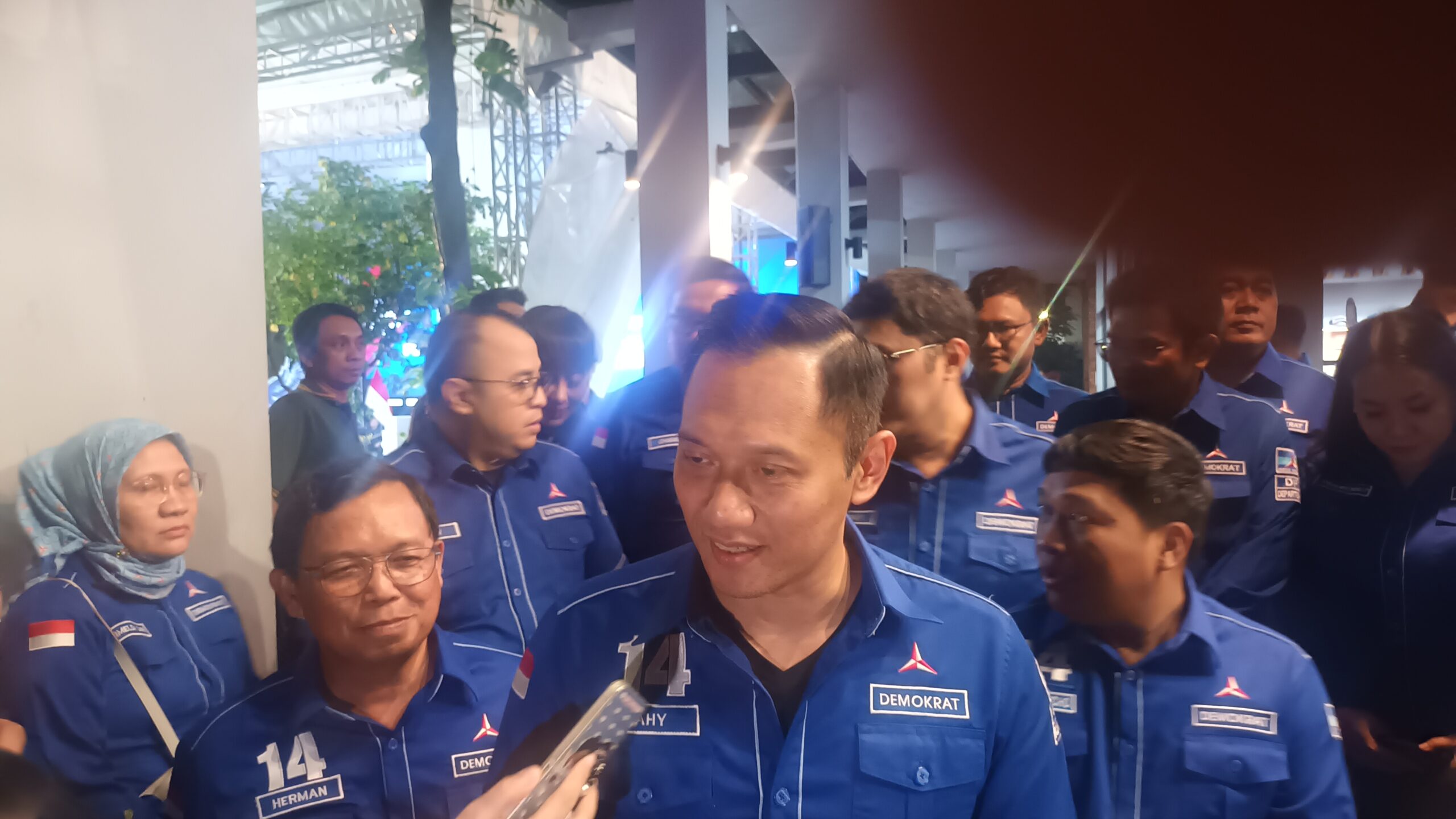 Ketua Umum Partai Demokrat, Agus Harimurti Yudhoyono (AHY), mengungkapkan keprihatinannya atas kejadian teror di kantor Tempo