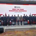 Jajaran pengurus Badan Pengelola Investasi (BPI) Daya Anagata Nusantara (Danantara) dalam Meet The Team Danantara Indonesia di Jakarta, Senin (24/03/2025). (Antara/ Muhammad Heriyanto)