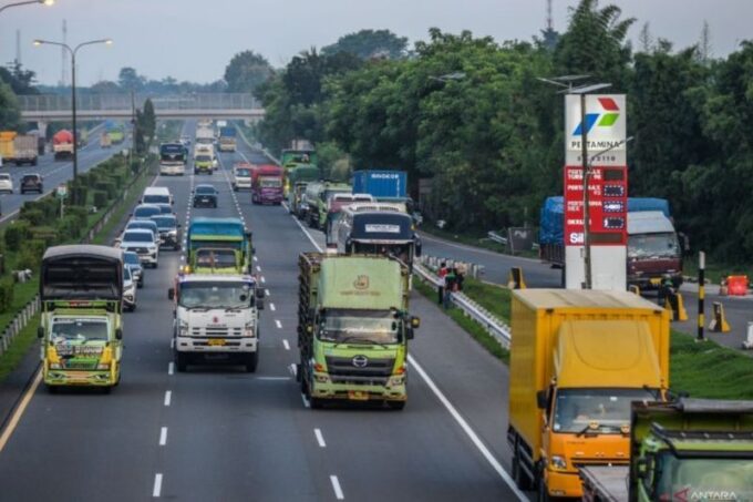 Ruas tol Tangerang-Merak, Kota Serang, Banten. (ANTARA FOTO/Muhammad Bagus Khoirunas