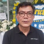 Aktor Ray Sahetapy tetap berkarya meski sakit sebelum akhirnya terkena stroke. Sang adik ungkap perjuangan Ray melawan diabetes sejak 2017