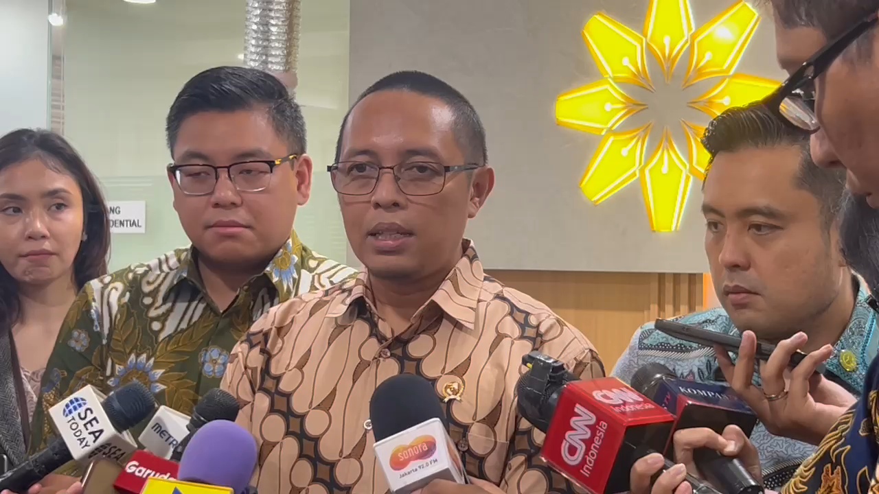 Pemerintah kirim tim lobi tingkat tinggi ke AS dan hitung dampak kebijakan tarif dagang Trump terhadap industri nasional