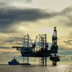 Harga minyak dunia anjlok ke level terendah sejak 2021 akibat meningkatnya ketegangan perang dagang AS-Tiongkok