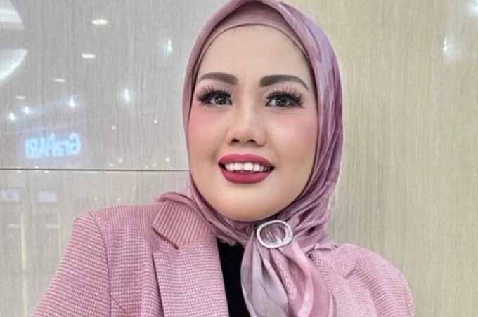 Ely Sugigi akui unfollow Ridwan Kamil usai dengar langsung pengakuan Lisa Mariana soal dugaan perselingkuhan