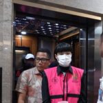 Kejagung tetapkan 3 hakim sebagai tersangka kasus dugaan korupsi minyak goreng terkait vonis lepas ekspor CPO