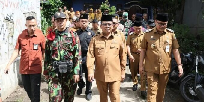 Gubernur Banten Andra Soni dorong pembangunan SMK di Ciledug dan pembentukan tim pengendalian banjir untuk Tangerang Raya