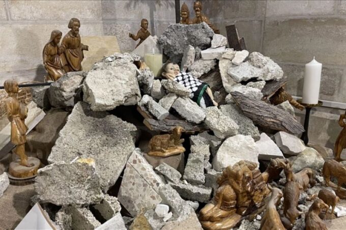 Hari Raya Paskah di Palestina berlangsung khidmat meski dibayangi agresi Israel dan pembatasan akses ke situs suci di Yerusalem