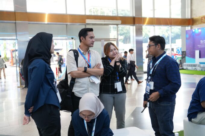 PLN EPI tampil di GHES 2025 dengan pengalaman transisi energi berbasis hidrogen hijau. Proyek ambisius Sumatera–Singapura jadi sorotan utama