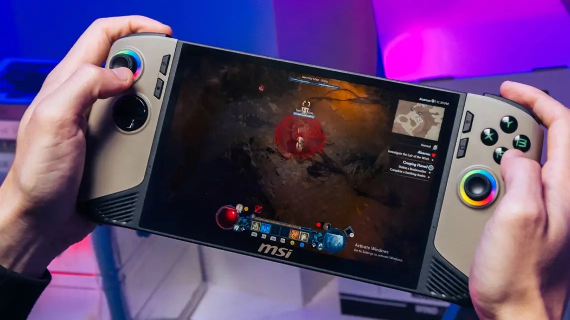 Harga MSI Claw 8 AI+ A2VM