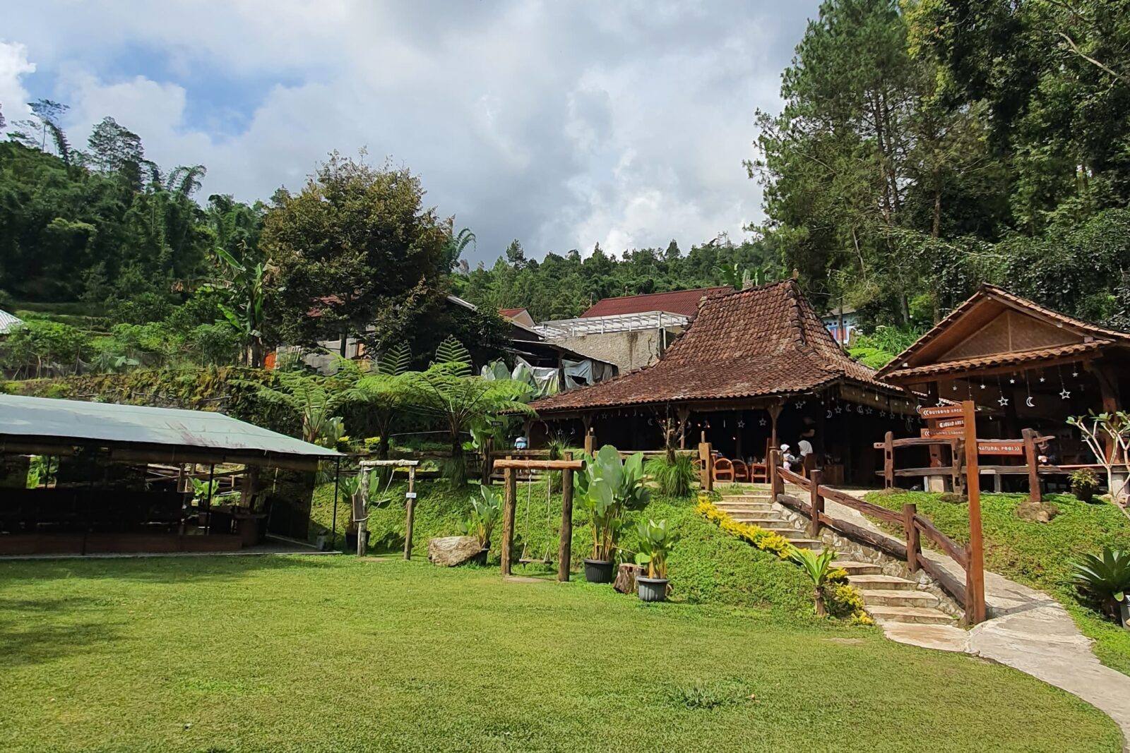 Foto wisata sendang Lawu