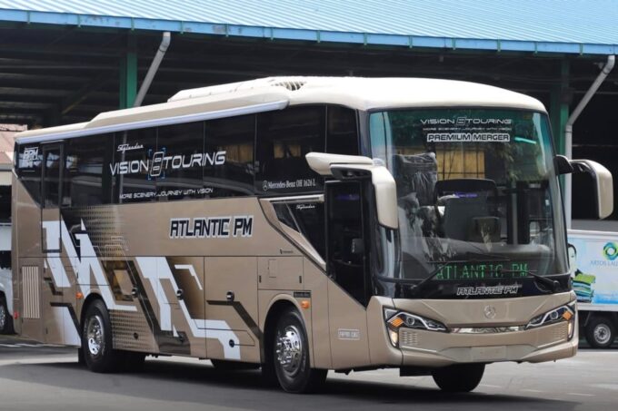 Bus terbaru PO Atlantic PM