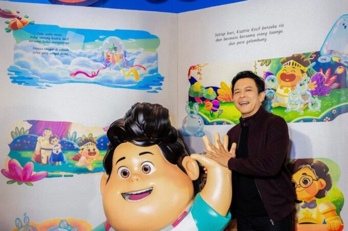 Foto Ariel Noah pengisi suara film Jumbo