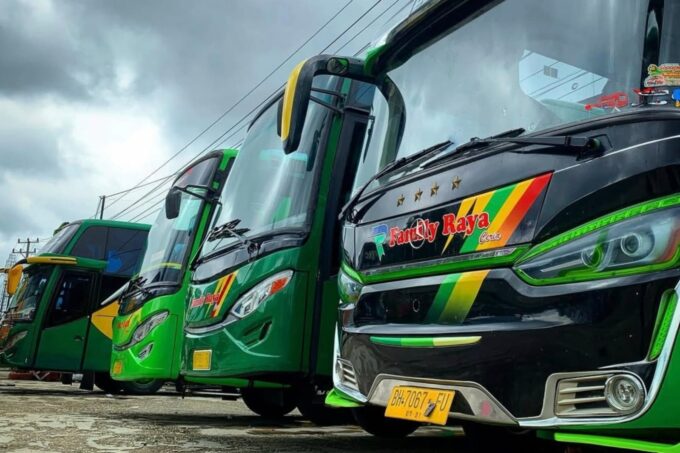 Perusahaan Otobus Family Raya Ceria
