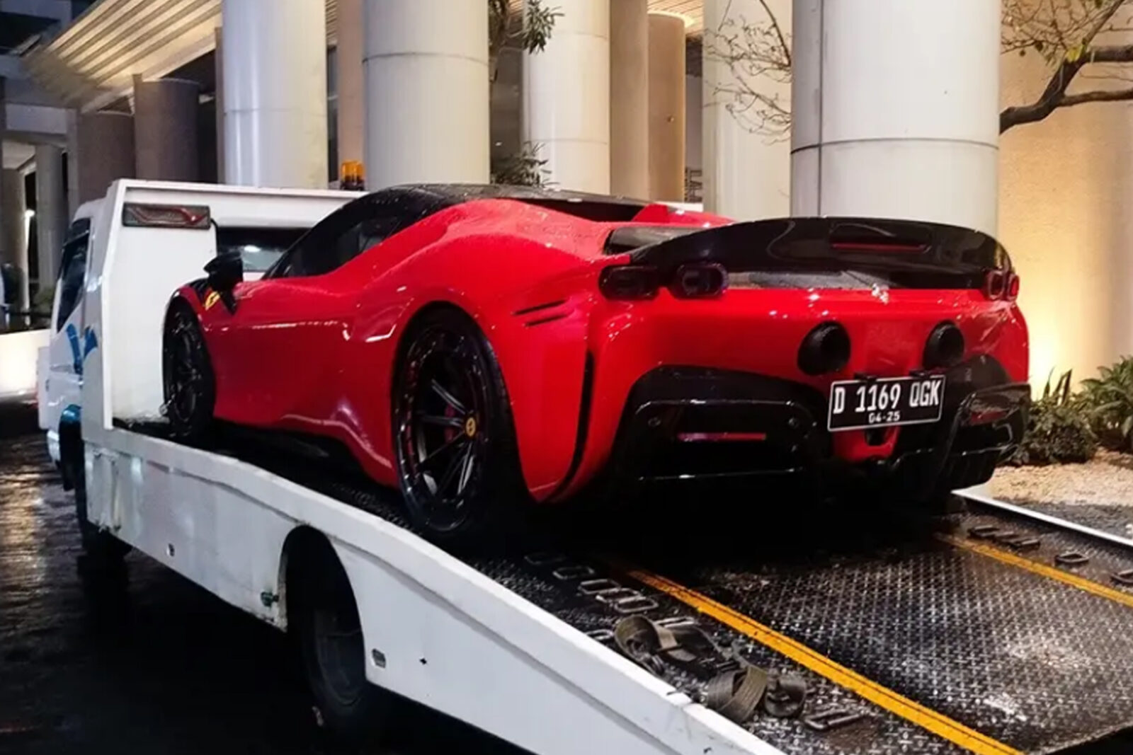 Kasus Suap Ketua PN Jaksel: Kejagung Sita 3 Mobil Mewah dan 4 Sepeda Brompton