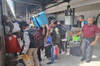 Penumpang angkutan umum meningkat selama Nataru.