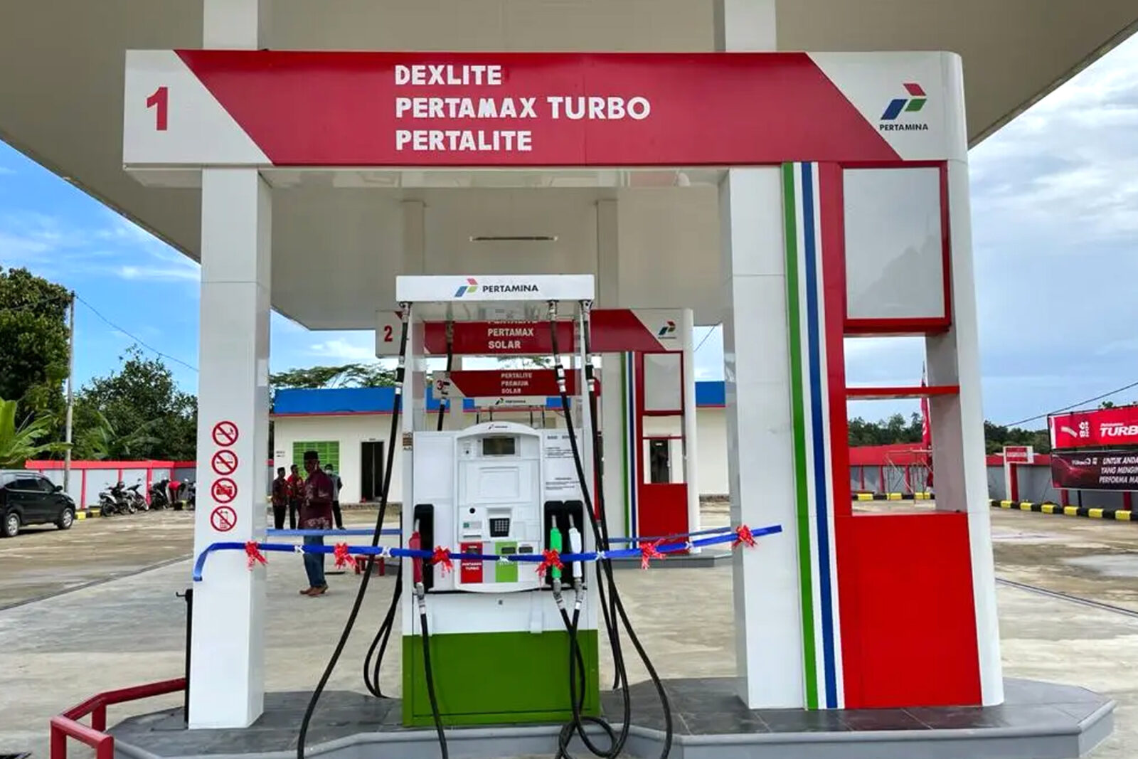 Perbedaan dan Kelebihan Pertamax vs Pertamax Turbo