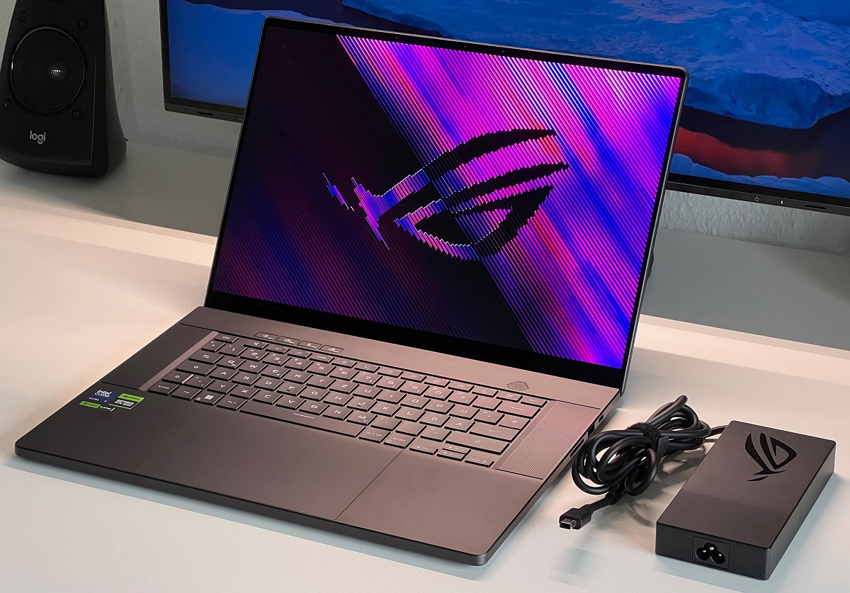 Laptop Gaming Terbaik 2025