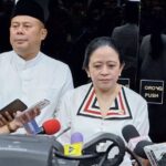 Ketua DPR RI Puan Maharani memberikan keterangan kepada wartawan di kompleks parlemen, Senayan, Jakarta, Senin (14/4/2025). (ANTARA/Fianda Sjofjan Rassat)