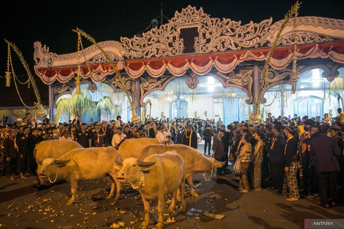 Jangan Coba Dilanggar! Inilah Larangan Malam 1 Suro Menurut Adat Jawa yang Bikin Merinding