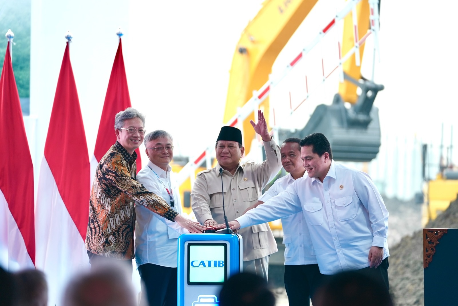 Prabowo Resmikan Ekosistem Baterai Kendaraan Listrik, Jadi Senjata RI Kuasai Industri Hijau!
