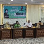 Ketua Fraksi Partai Kebangkitan Bangsa (PKB) DPR RI Jazilul Fawaid (ketiga kanan) bersama anggota Komisi II DPR RI Muhammad Khozin dalam diskusi oleh Fraksi PKB DPR RI bertajuk "Proyeksi Desain Pemilu Pascaputusan MK" di Kompleks Parlemen, Senayan, Jakarta, Jumat (4/7/2027).