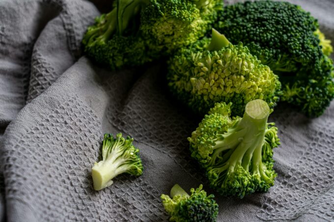 Sayur Hijau untuk Mencerahkan Kulit
