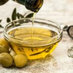 Minyak Alami untuk Kecantikan Kulit