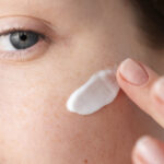 Alasan Memakai Sunscreen saat Musim Hujan