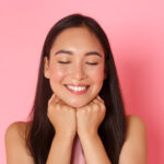 Menghilangkan Beruntusan di Wajah dengan Bahan Alami