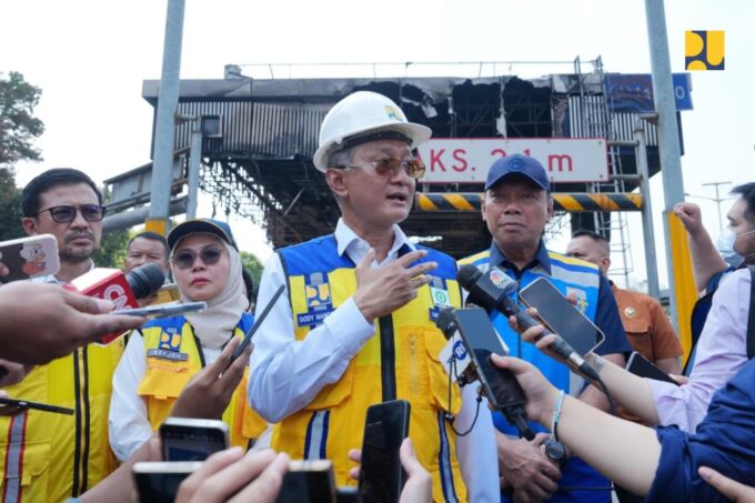 Pemulihan Fasilitas Umum Rusak Pasca Aksi, Menteri Dody Targetkan Rampung 6 Bulan