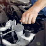 Jangan Asal Beli! Simak Cara Cerdas Cek Kesehatan Mesin Mobil Bekas Sebelum Dinyalakan