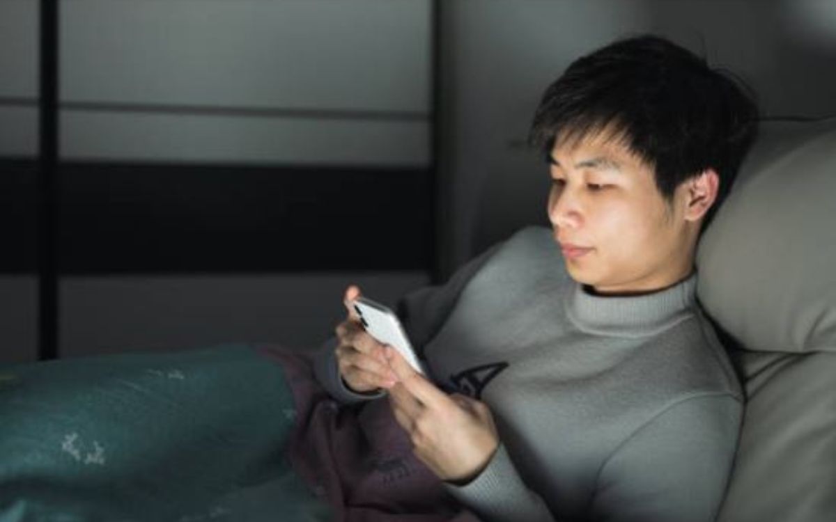 7 Sifat Umum Orang yang Begadang sambil Scroll Tiktok