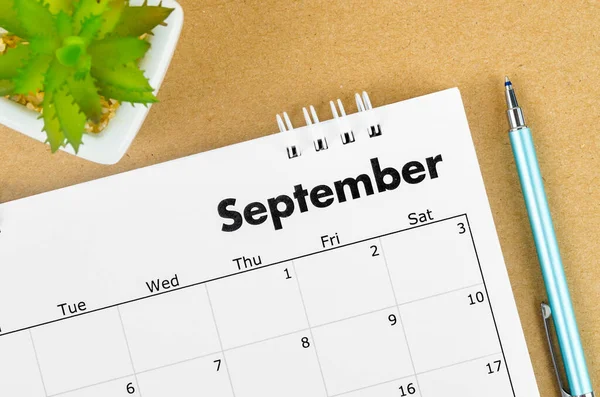 Kalender Jawa Hari Ini 23 September 2025: Memahami Pasaran, Weton, dan Karakter Selasa Pon