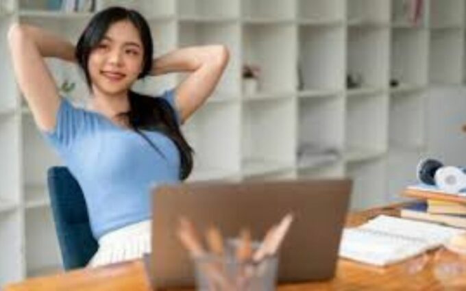 Mengenal Tren 'Career Minimalism' Ala Gen Z, Ancaman Baru Buat Perusahaan?